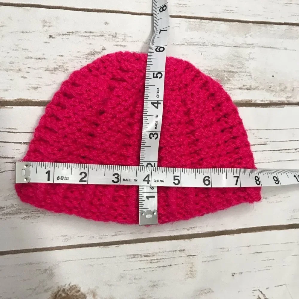 D‎ Hand Crocheted Little Girl Hat Winter Snow Warm